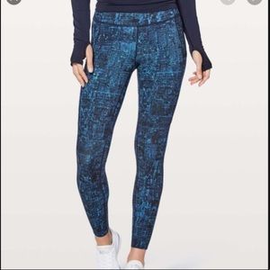 Lululemon Fast & Free 7/8 leggings cityscape print